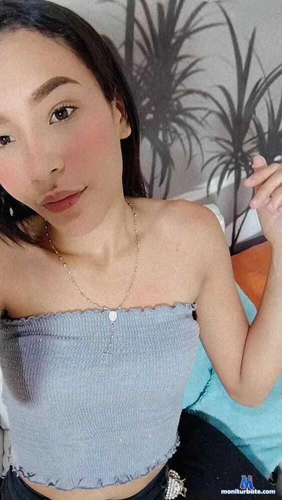 barbiecronwell camsoda livecam performer profile