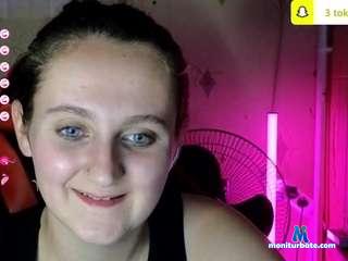 blueberryy4 camsoda livecam performer profile