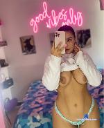 joansheatherton Camsoda livecam show performer room profile