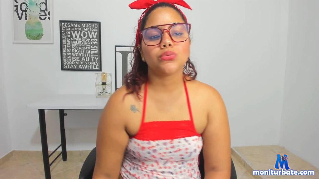 scarleeth camsoda livecam performer profile