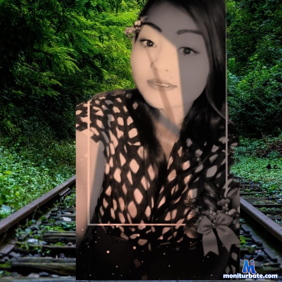 indianivy camsoda livecam performer profile