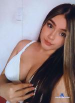mariana-jonez Camsoda livecam show performer room profile