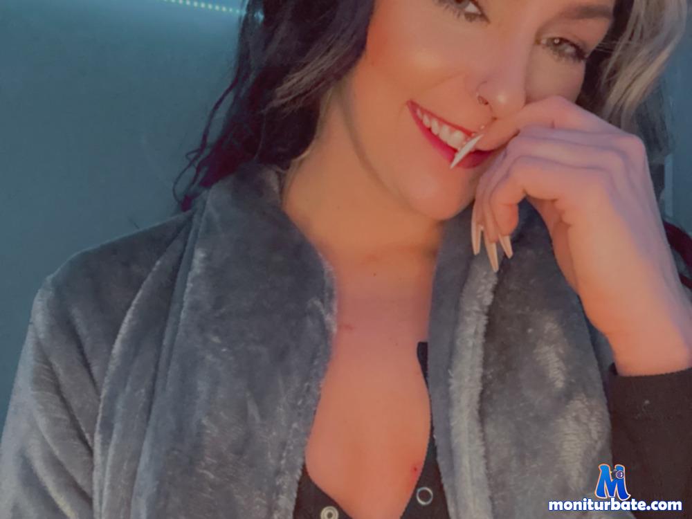 bouncinbootyqueen camsoda livecam performer profile