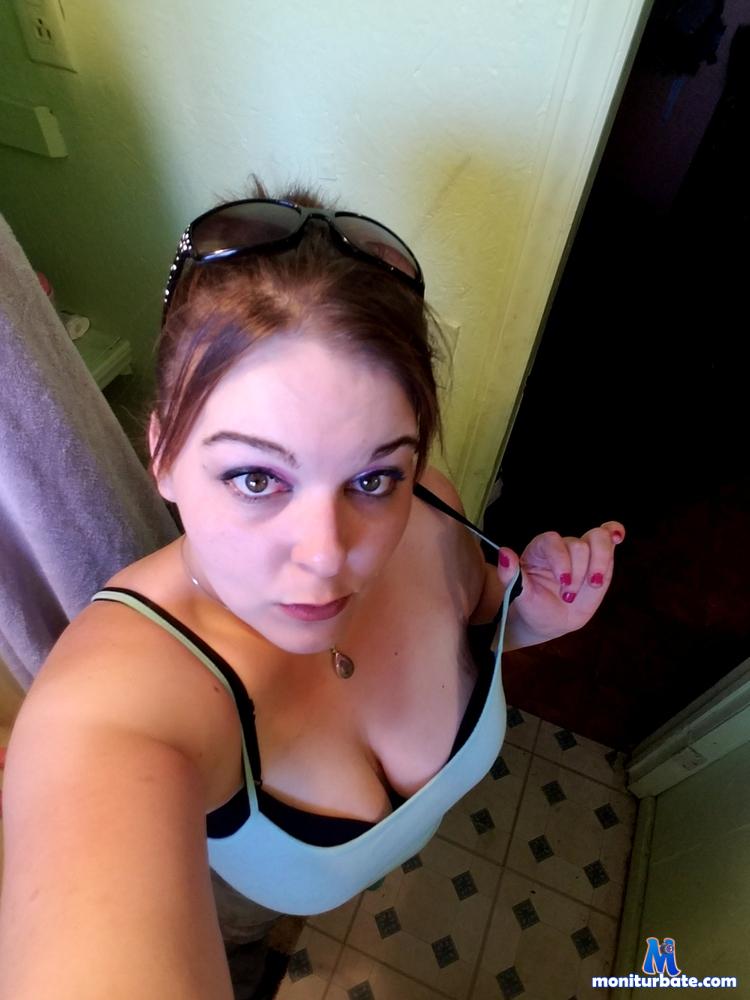 roxxyfoxxy camsoda livecam performer profile