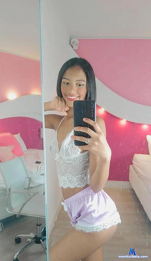 hillarylima Camsoda performer 