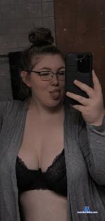 maribabe-19 Camsoda livecam show performer room profile