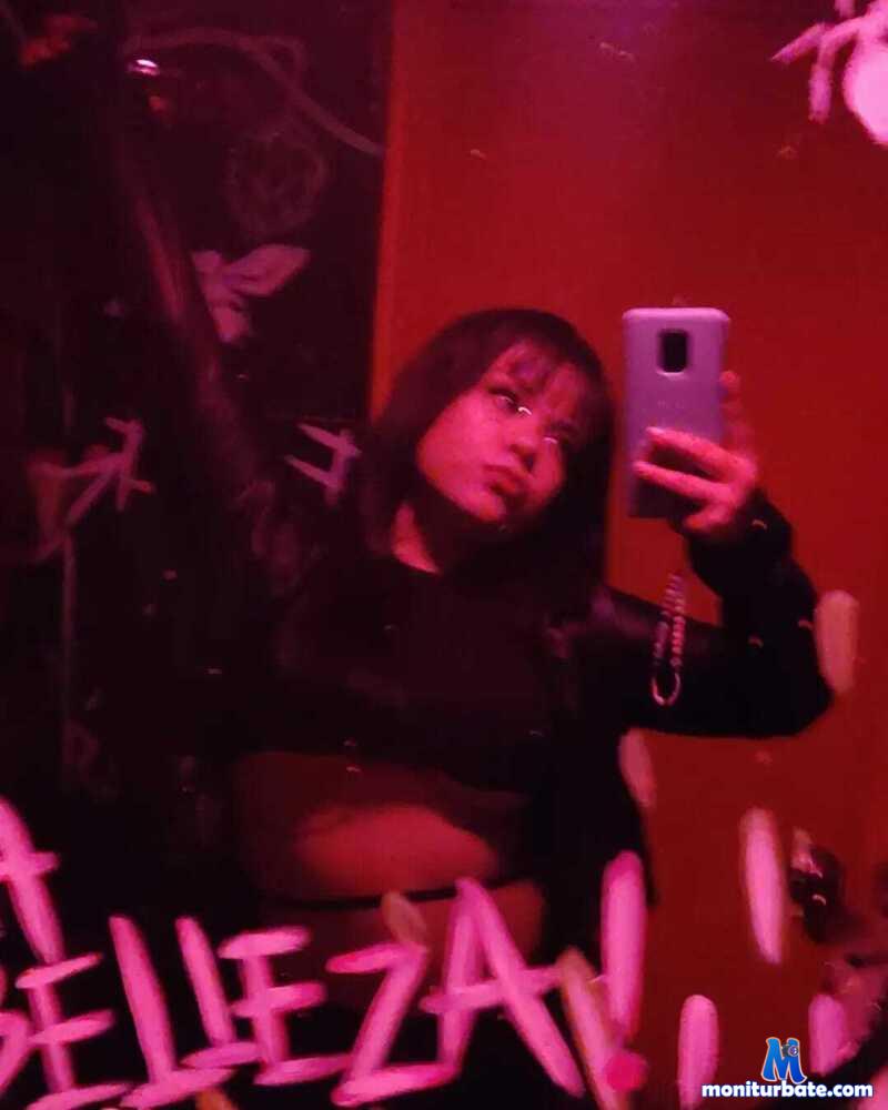 may-peach camsoda livecam performer profile