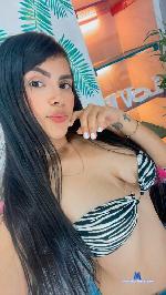 cuteemmy Camsoda livecam show performer room profile