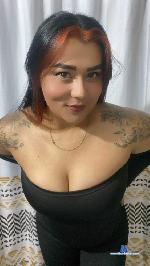 christen-noa Camsoda livecam show performer room profile
