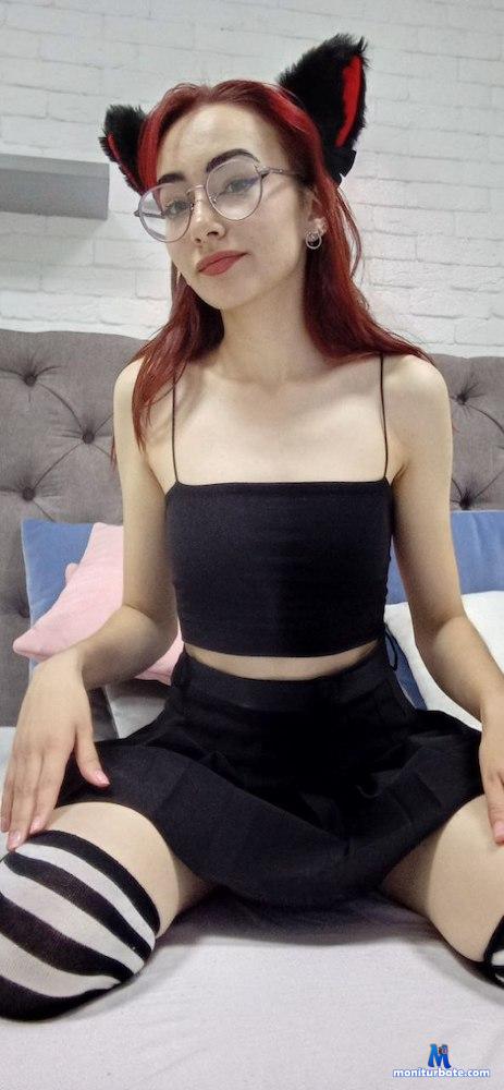 berry-shake camsoda livecam performer profile