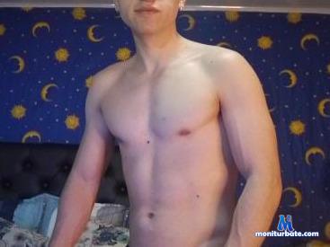 adrienvers camsoda livecam performer profile