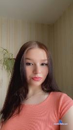 avacute Camsoda livecam show performer room profile