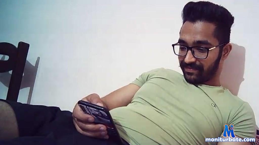 sexy-indian-man camsoda livecam performer profile