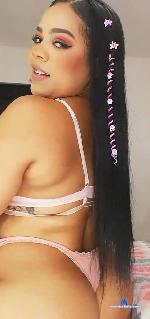 xvalerie-thompsom Camsoda livecam show performer room profile