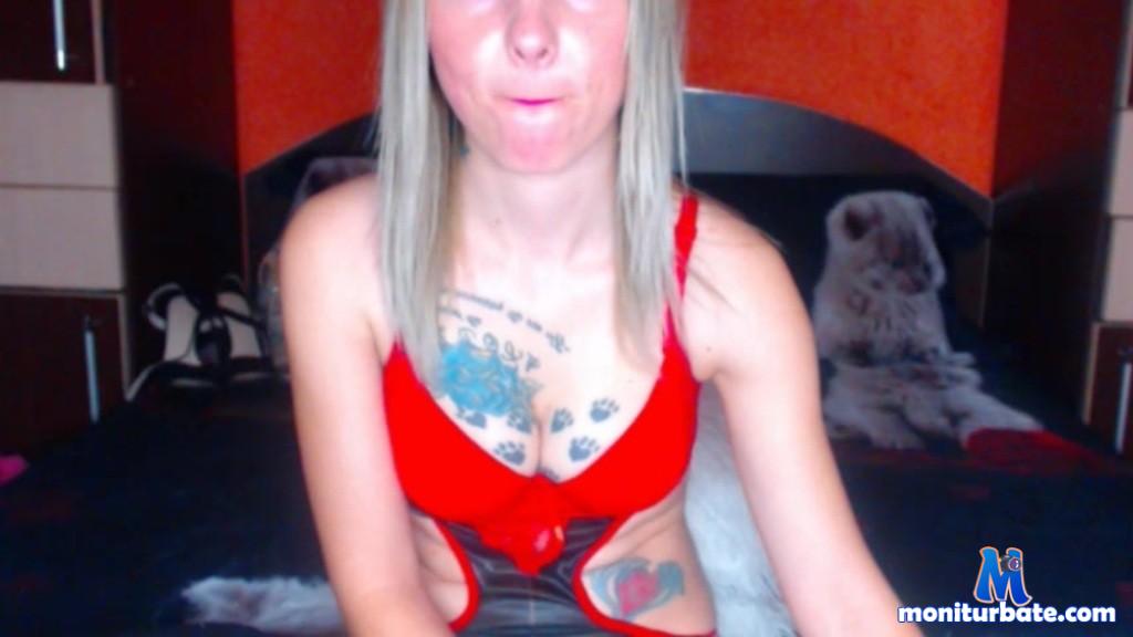 bigboobs23 Camsoda performer curvy feet fetish toys blonde small-tits squirter 18 college hidden-cam