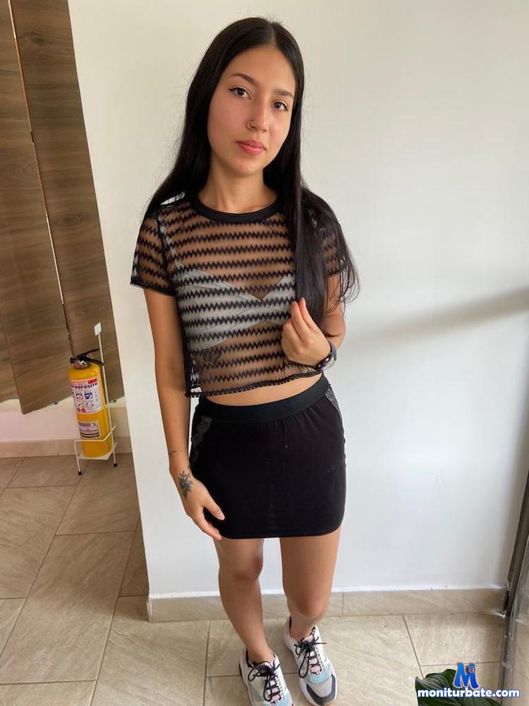 nora-sanz Camsoda performer 