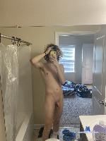 hippiemf Camsoda livecam show performer room profile