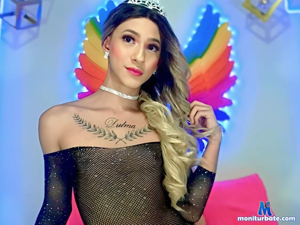 stefania-hott camsoda livecam performer profile