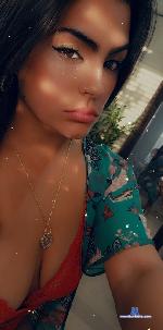 queenbarbi Camsoda livecam show performer room profile