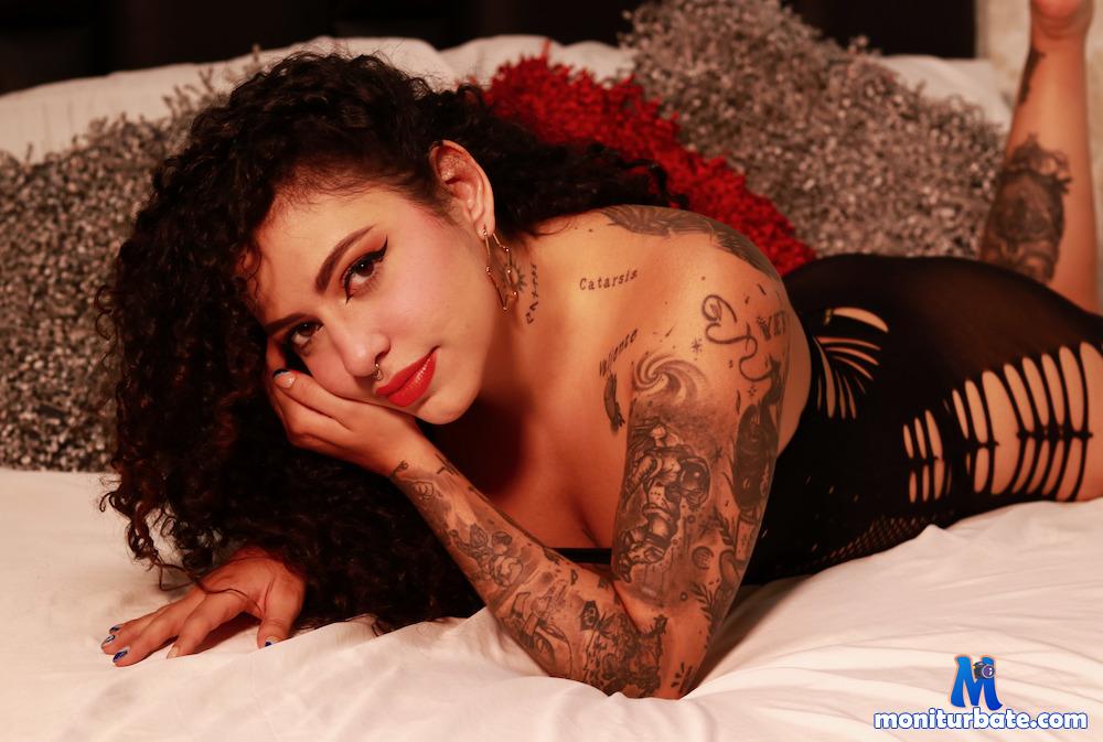 mia-jhoness camsoda livecam performer profile