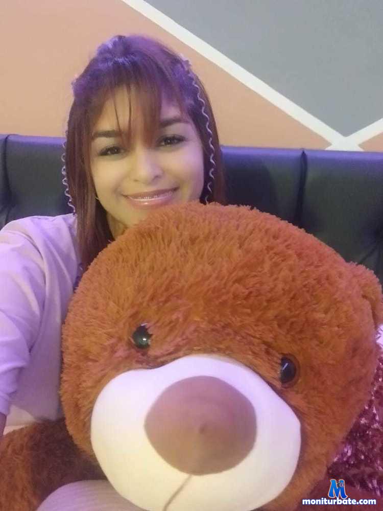 emmaw29 camsoda livecam performer profile