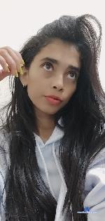 linda-petite Camsoda livecam show performer room profile