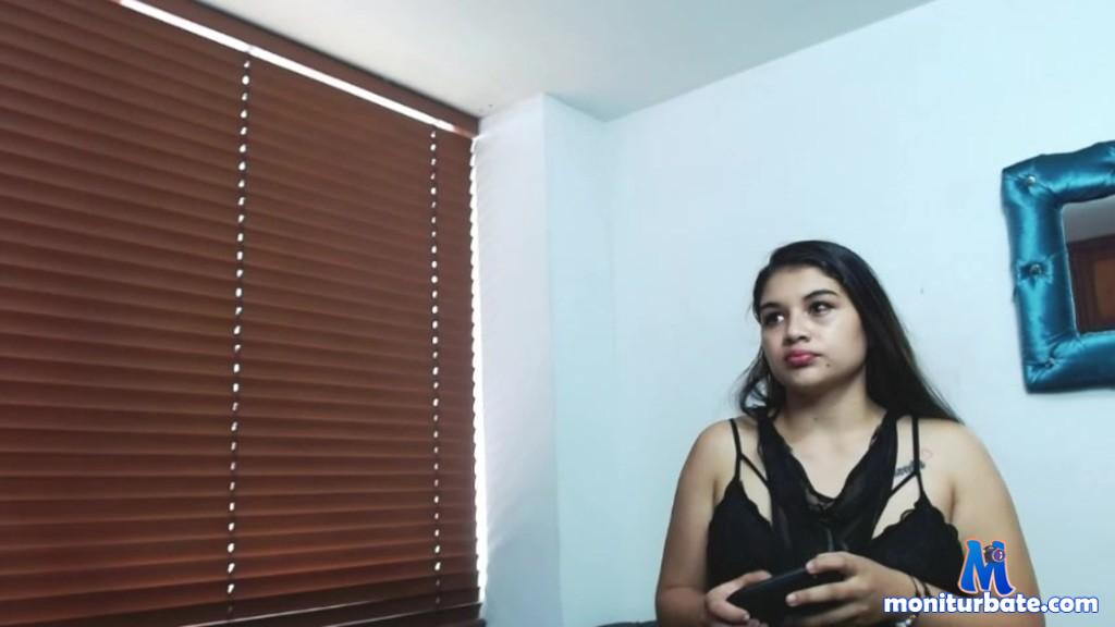 abbywest Camsoda performer latina big-tits cum feet fetish masturbation teen big-ass squirting