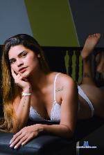 kenia-nezdoll Camsoda livecam show performer room profile