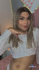 maiamartin Camsoda livecam show performer room profile