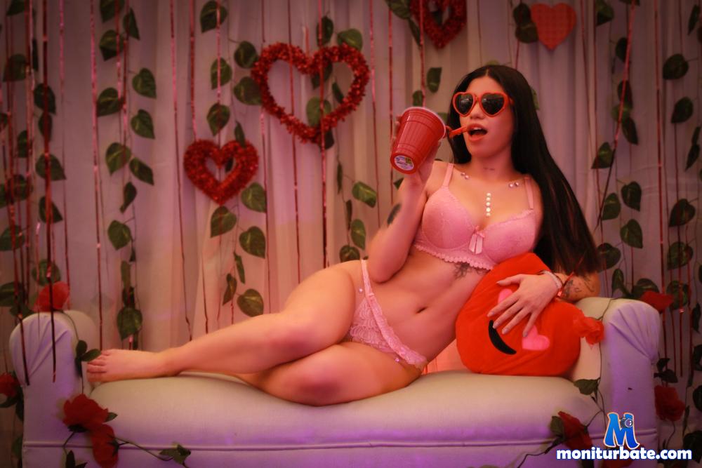 candy-sisuk20 camsoda livecam performer profile
