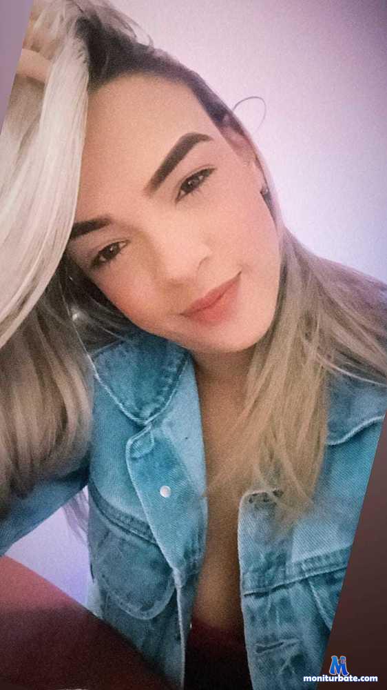 deam-amaris camsoda livecam performer profile