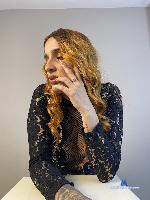 maiagarrett Camsoda livecam show performer room profile