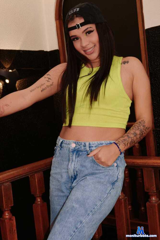 alice-kendy camsoda livecam performer profile