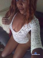 shelxvemxney Camsoda livecam show performer room profile