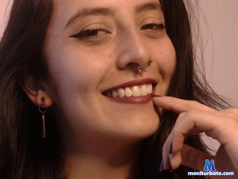 amai-tatta camsoda livecam performer profile