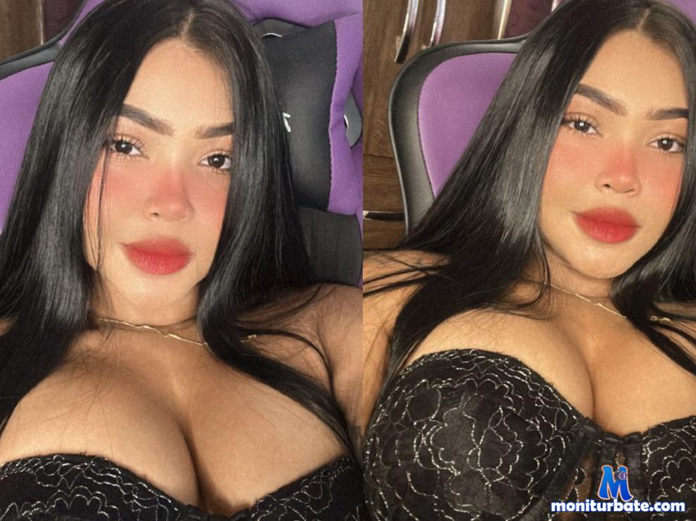 pau-jaramillo camsoda livecam performer profile