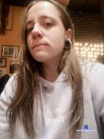 emilycolee Camsoda livecam show performer room profile