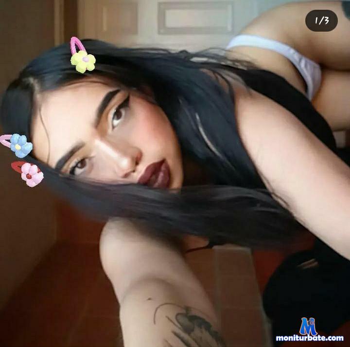 annie-ackerman camsoda livecam performer profile