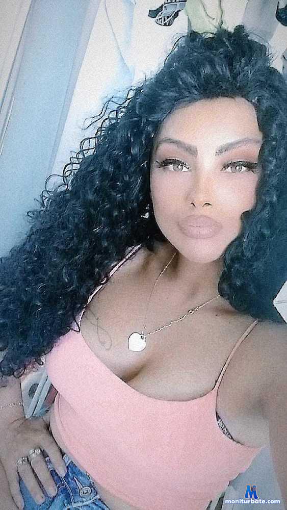 giulianabria camsoda livecam performer profile