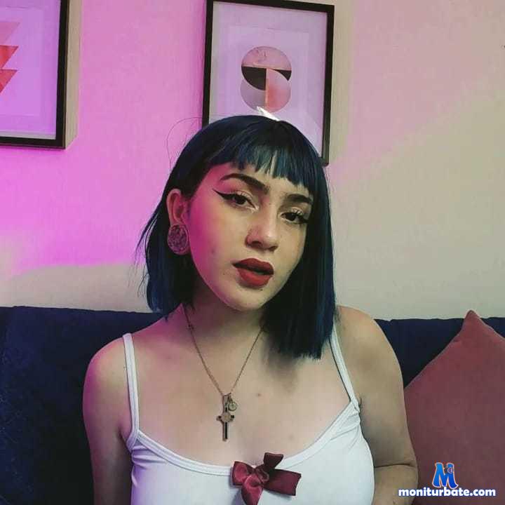 annie-snow Camsoda performer 