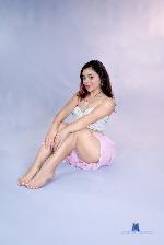 little-ichell Camsoda livecam show performer room profile