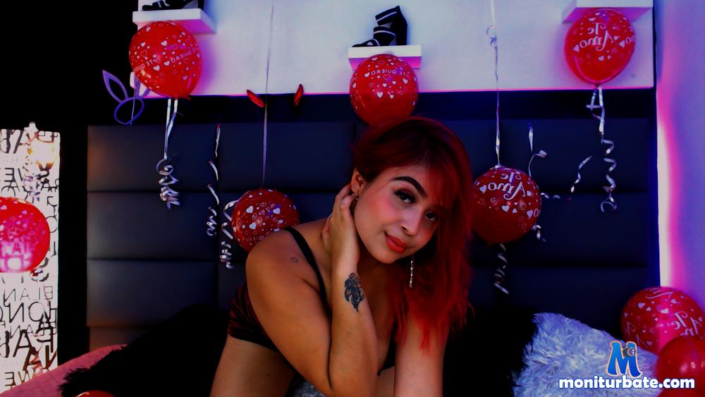 julrabbiit Camsoda performer 