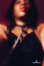 charlotte-brown-1 Camsoda livecam show performer room profile