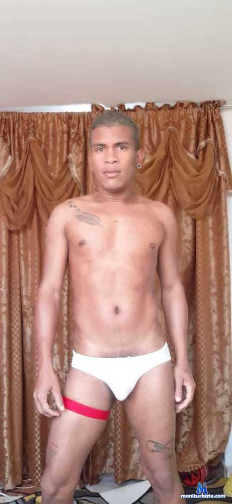 bigblackdick-23cm camsoda livecam performer profile