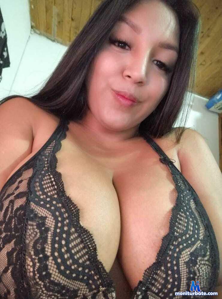 kellyboom25 camsoda livecam performer profile