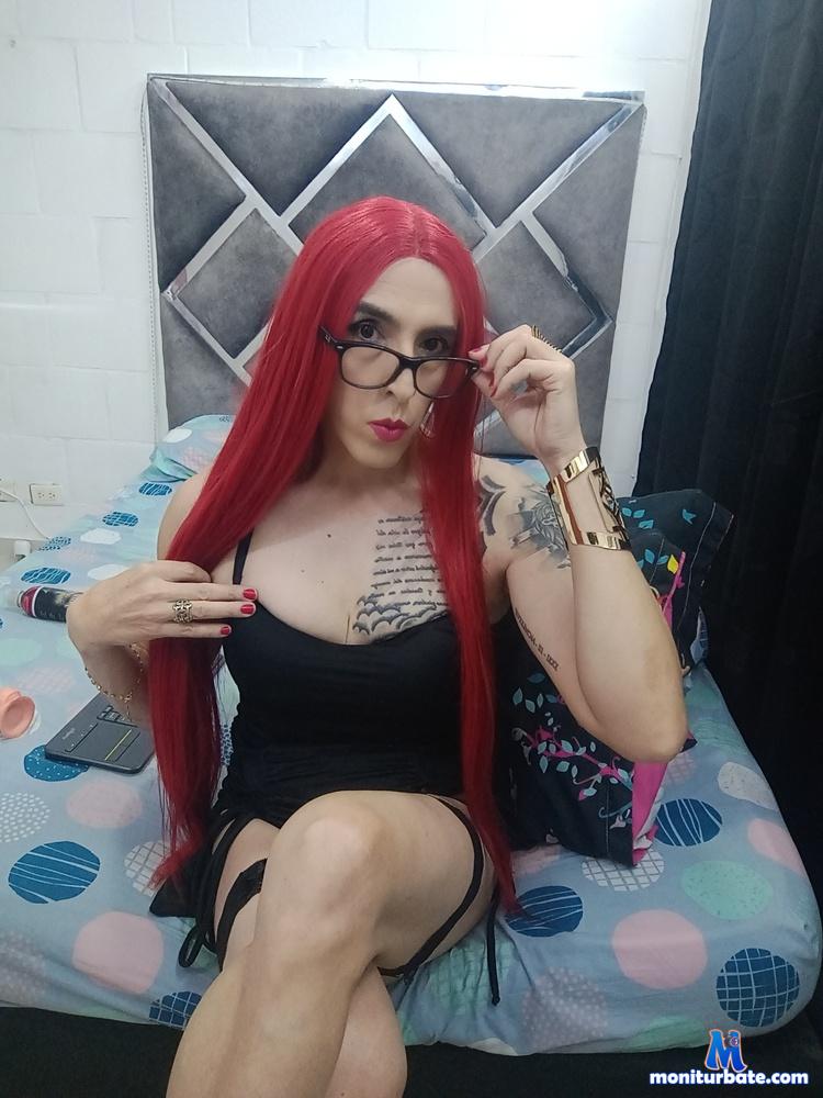 crispinup camsoda livecam performer profile