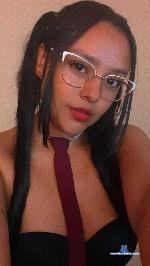 daniellabellucci Camsoda livecam show performer room profile