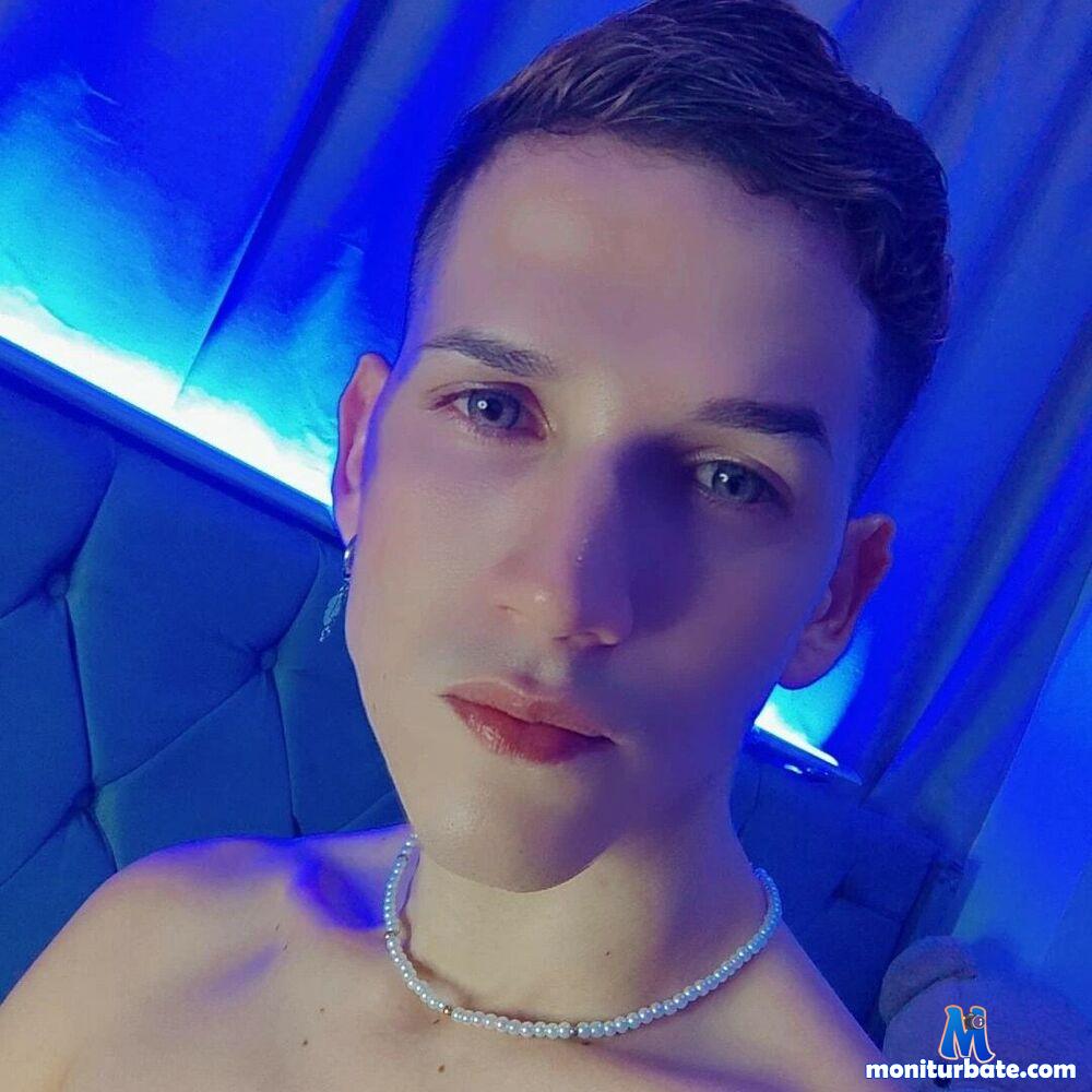 scott-russell camsoda livecam performer profile