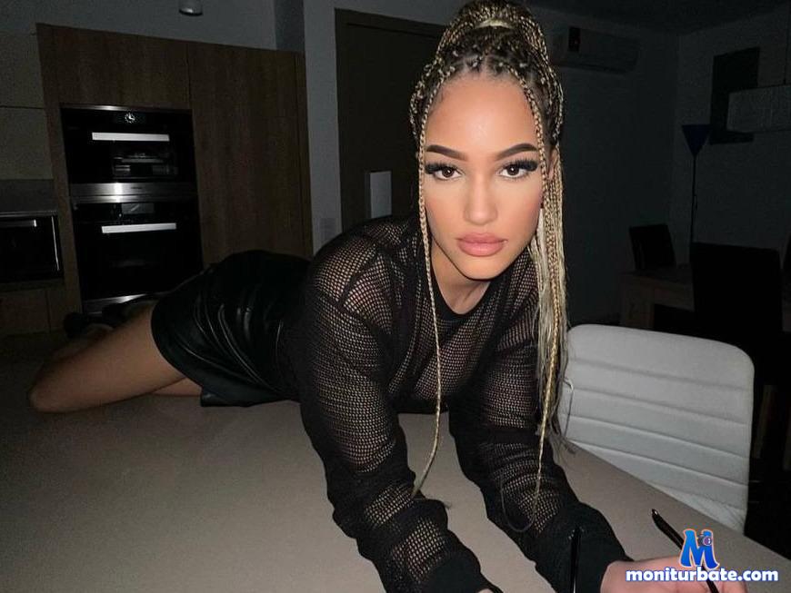 tastybite camsoda livecam performer profile