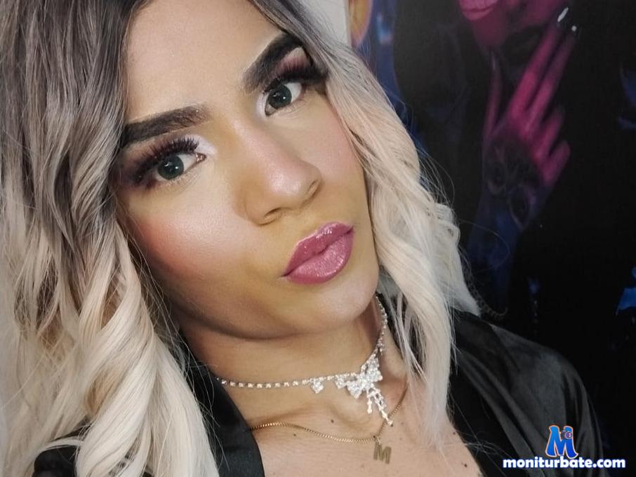 ivonnestone camsoda livecam performer profile